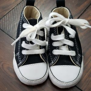 CONVERSE BABY CHUCKS